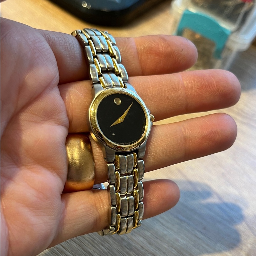 Movado Black Dial watch good condition - Picture 2 of 7